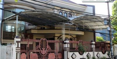 Raya Panjang Jiwo Permai Surabaya - Affordable Luxury.
