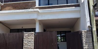 Jual Rumah Mewah SHM Daerah Tegalsari Pusat Kota Surabaya