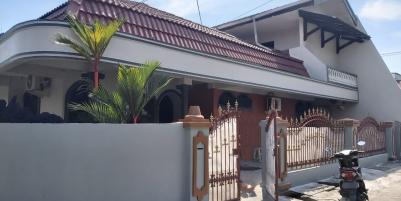 Di Jual Rumah Kost Satu Setengah Lantai daerah Bendul Merisi Permai Surabaya