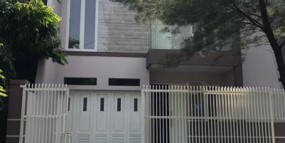 Rumah Minimalis Modern Siap Huni Lokasi Gayungsari Barat Surabaya