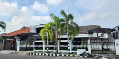 Dijual Rumah Murah Lebar 18 Hitung Tanah Lokasi Kutisari Indah Surabaya