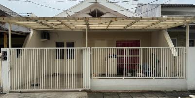 Rumah Semi Furnished Siap Huni Lokasi Perumahan Pondok Tjandra Indah Waru Sidoarjo
