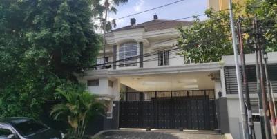 Jual Rumah Mewah SHM Jalan Raya Tenggilis Kota Surabaya