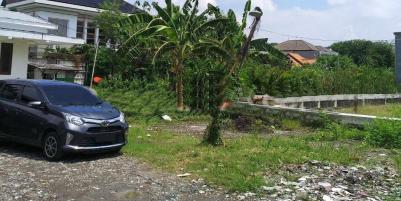 Tanah Luas Siap Bangun di Klampis Semolo Barat Surabaya