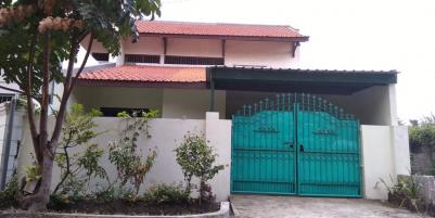 Rumah Gayungsari Barat daerah Gayungan Kota Surabaya
