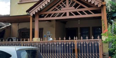 Rumah 3 lantai dijual murah Pondok Aren