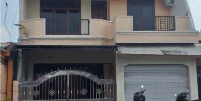 Rumah 2 Lantai Cocok Untuk Usaha di Brotonewgoro Gresik