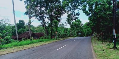 Dijual Tanah 677m² Tepi Jl Raya Mojogedang-Karangpandan Karanganyar