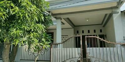 Jual Rumah Kosong SHM Griya Kebraon Kota Surabaya