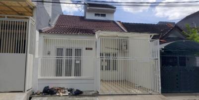 Rumah Bagus Siap Huni Griya Babatan Mukti Kota Surabaya