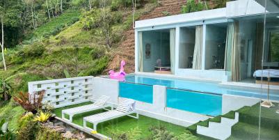 Villa Mewah 2 Lantai Utara Jembatan Kaca Kemuning