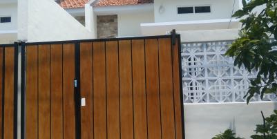 Rumah Baru Gress Siap Huni Lokasi Pondok Benowo Indah Surabaya Barat