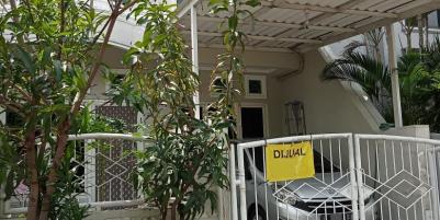 Rumah SHM di Taman Mutiara Daerah Pakuwon City Surabaya
