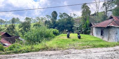 Tanah Datar 838m² Kawasan villa Timur Pasar Kemuning 