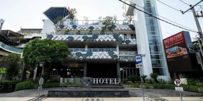 Dijual Hotel Mewah Aktif di Jalan Raya Legian, Kuta, Bali