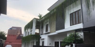 Rumah MEWAH MINIMALIS Modern dalam Perumahan di Jalan Damai Jakal km 8.5 