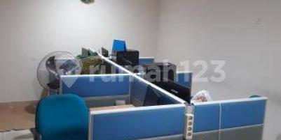 Jual Gedung 5 Lantai Strategis di Pecenongan, Jakarta Pusat