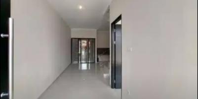 Rumah Baru Minimalis Modern Selangkah merr di Klampis Semolo Sukolilo Surabaya