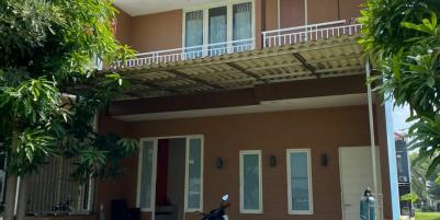 Disewakan Rumah Semi Furnished di Pakuwon City Surabaya
