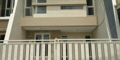 Dijual Rumah Baru Gress minimalis Manyar Tirto Asri