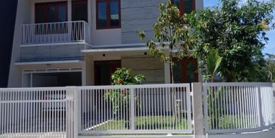 Rumah Cantik minimalis Dago Bandung