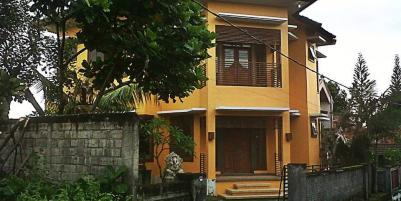 DIJUAL/DISEWAKAN RUMAH FAMILY VILLA DI BALI