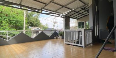 Rumah ada VIEW di Sariwangi City 