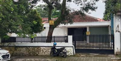 Jual rumah asri pinggir jalan besar purwokerto akses lokasi sangat strategis