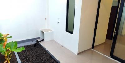 Rumah Bagus Dan Baru Dalam Perumahan di Kalimulya Depok