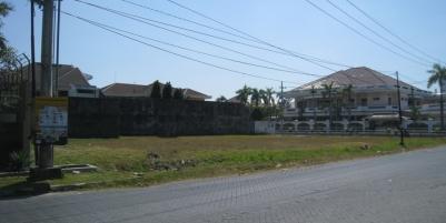 TANAH DIJUAL @ Raya Puncak Permai Utara Surabaya - Penawaran terakhir 12Jt/m².