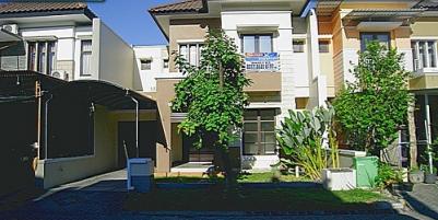 Sewa Rumah Apik, Siap Huni Royal Residence, Kensington, Wiyung, Surabaya.