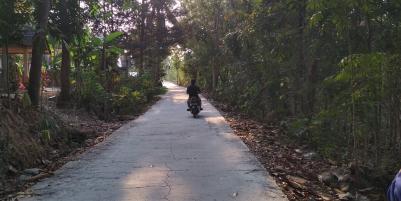 Miliki Tanah Murah Strategis di BALECATUR Ramai Penduduk.  Keunggulan: - Dekat Masjid - Dekat Kampus mercu buana, umy - Cocok untuk hunian - Sudah banyak cluster perumahan - Dekat ke kota jogja  - Dekat Malioboro hanya 15 menit - Sudah SHM Pekarangan - Ra
