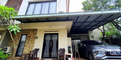 Rumah second, dijual @ arco sawangan depok