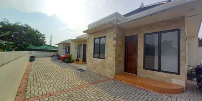 Siap huni, rumah dekat stasiun depok lama, turun harga!!