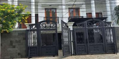 Rumah 3lantai strategis pusat bisnis Cempaka Putih Jakarta Pusat 