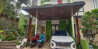 Rumah seken 2,5lantai Cluster Karawaci Curug Tangerang 