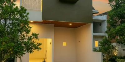 Rumah dua lantai siap huni Cijantung Pasar Rebo Jakarta Timur