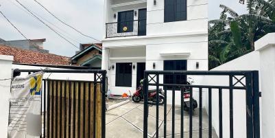 Rumah baru 2LT Srengseng Sawah Jagakarsa Jakarta Selatan