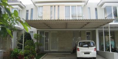 Citraland Surabaya - 3 Kamar Tidur, Semi furnished.