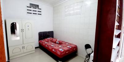 Kost Dekat Universitas Wijaya Kusuma, Mall Ciputra World Surabaya, Mall Lagoon Avenue, Islamic Centre Surabaya