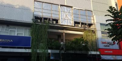 Disewakan Ruko 4 Lantai Nol jalan Raya Ir Soekarno Merr Surabaya, 2 Unit jejer