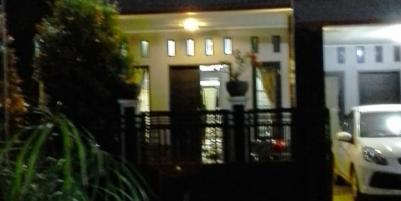 jual rumah ( kos kosan )