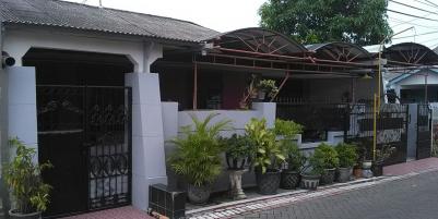 Dijual Rumah Pojok Luas dan nyaman di Pongangan Indah-PPI Manyar Gresik