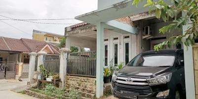 Rumah Dijual Cepat BU Dekat Summarecon Mall Serpong Tangerang Posisi Hook dan Strategis