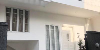 Dijual Rumah Minimalis Modern Dengan Private Pool Dekat Cilandak Town Square Jakarta Selatan 