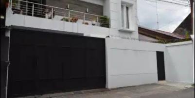 Dijual Rumah 2 Lantai di Jalan Merpati, Sleman