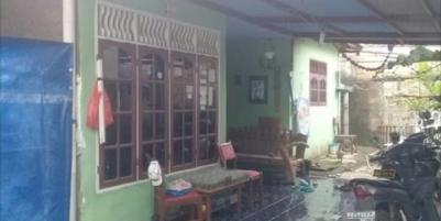 teras depan rumah