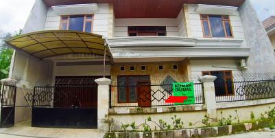 Rumah Dua Lantai Taman Borobudur Agung Kencana No.12; Malang; Jawa Timur