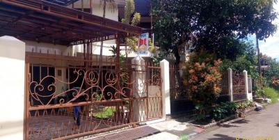 BUTUH UANG, DIJUAL CEPAT RUMAH STRATEGIS KOTA BANDUNG SIAPA CEPAT DIA DAPAT