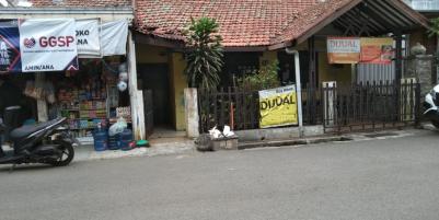 BUTUH UANG, DIJUAL CEPAT BULAN INI RUMAH DENGAN LOKASI STRATEGIS DAERAH BUAH BATU, BANDUNG